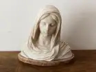 Vierge en marbre