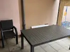 Plateau de table et chaises 