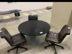 Lot de 3 fauteuils et 1 table